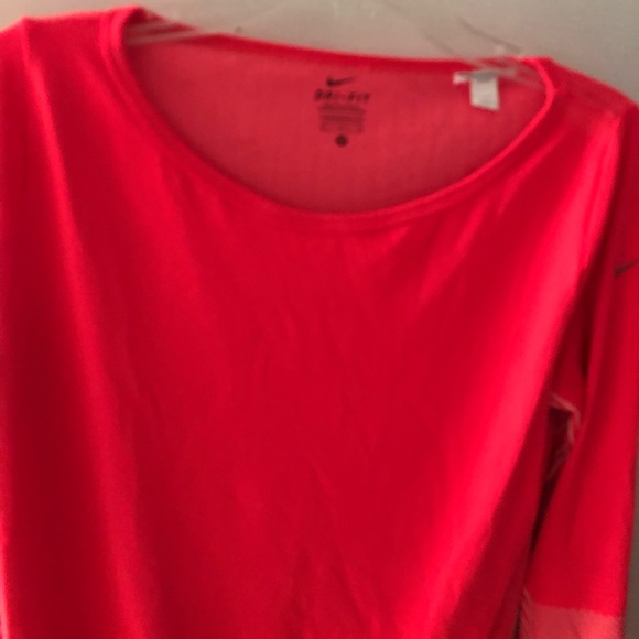 🔥🔥Nike Dri-Fri Long Sleeve Tee - Picture 3 of 7